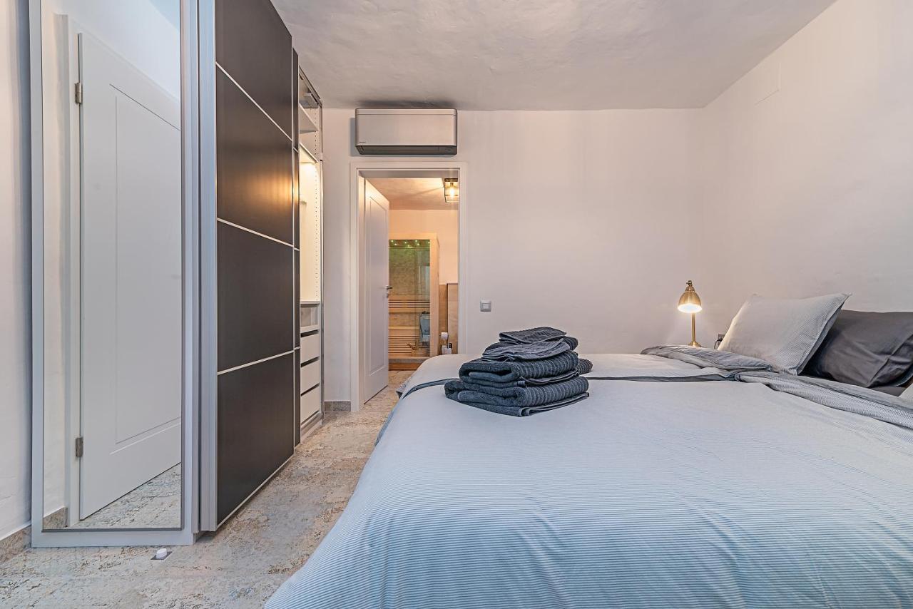 Mogan Luxury Apartment, Sea Views, Jacuzzi And Sauna. Екстер'єр фото