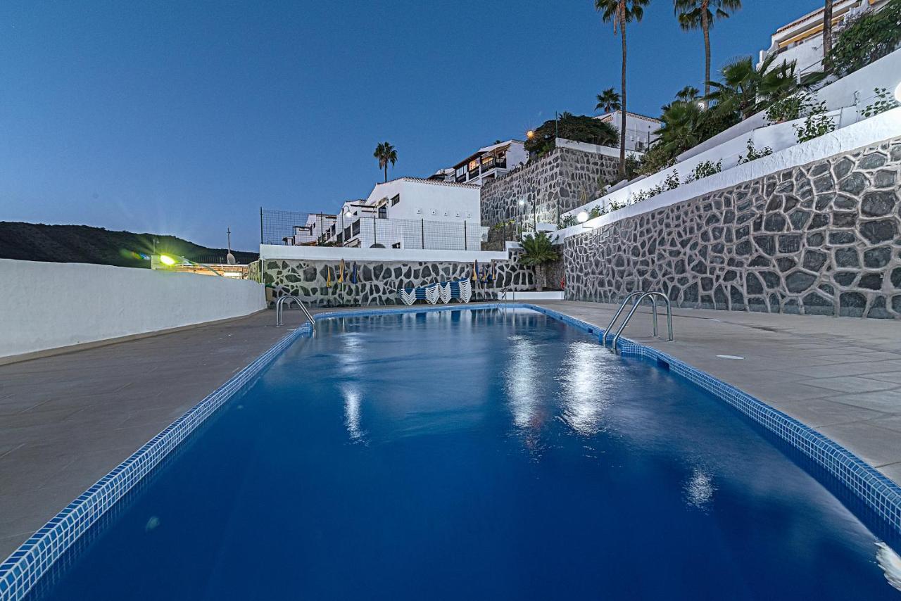 Mogan Luxury Apartment, Sea Views, Jacuzzi And Sauna. Екстер'єр фото